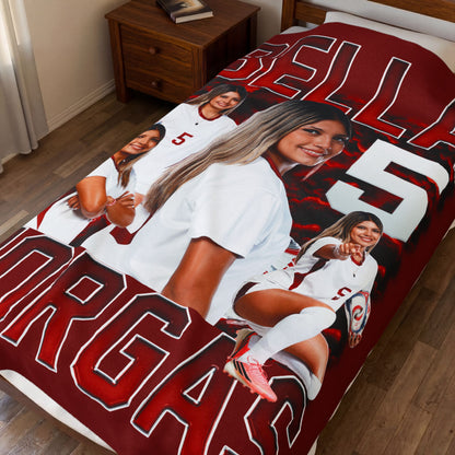 Bella Morgas 60"-80" Plush Blanket