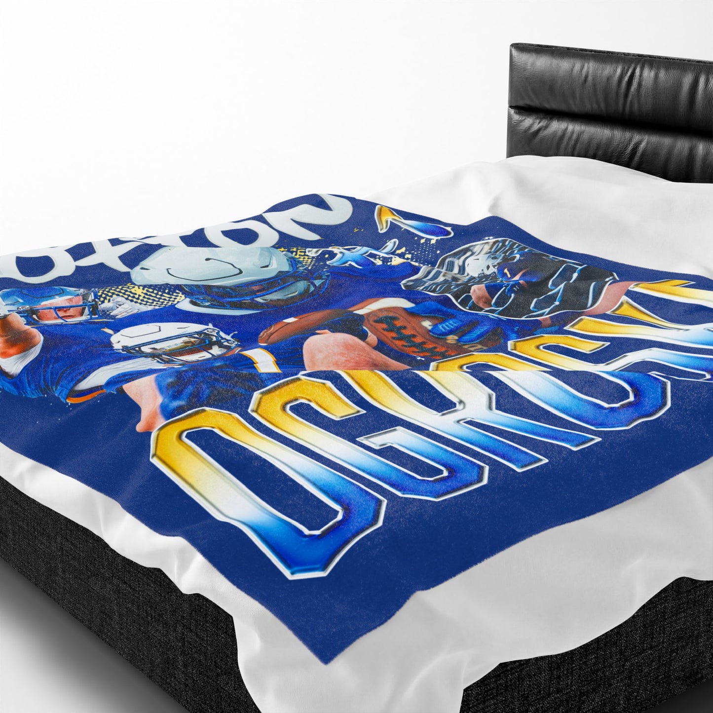 Lofton Ogroske 60"-80" Plush Blanket