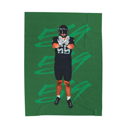 Zeliah Wade 60"-80" Plush Blanket
