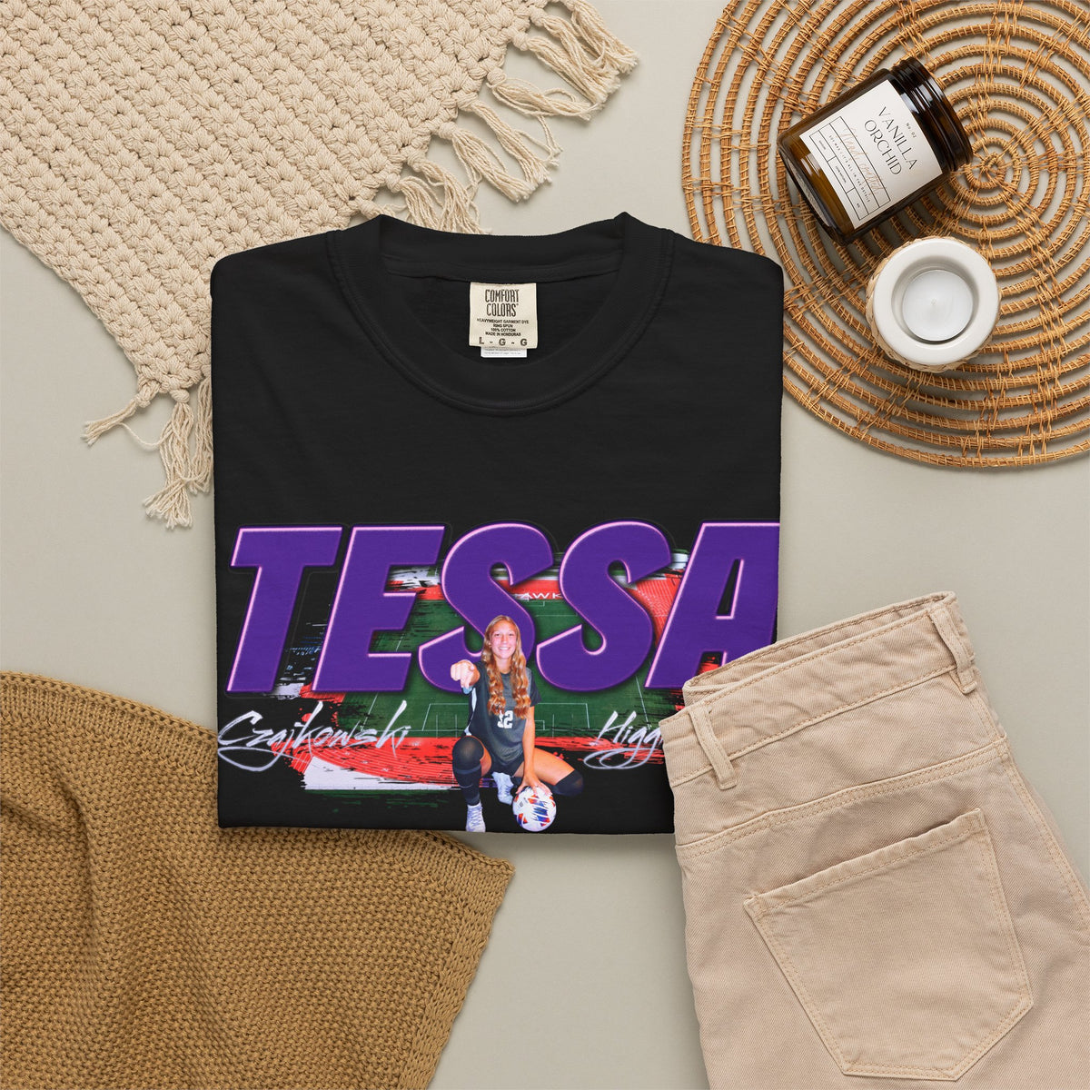 Tessa Czajkowski Higgins Lowkey Premium Tee