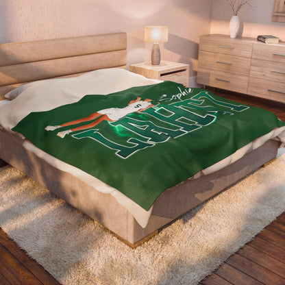 Sophie Lahti 60"-80" Plush Blanket