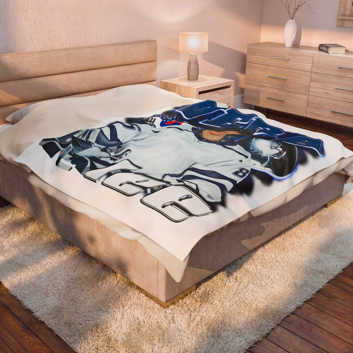 Vera Lee 60"-80" Plush Blanket